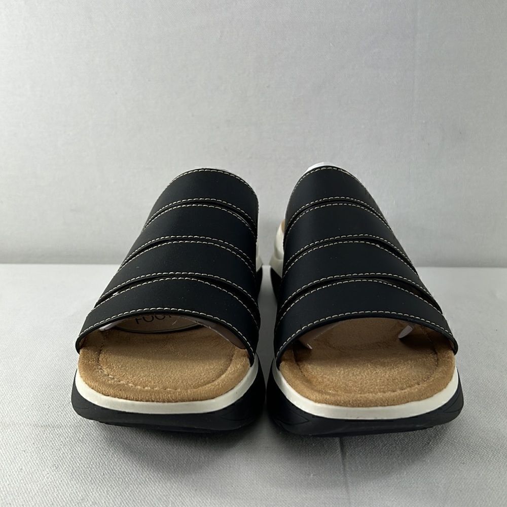 White Mountain Foot Beds Fascinate Black Smooth size 7 - Picture 2 of 7